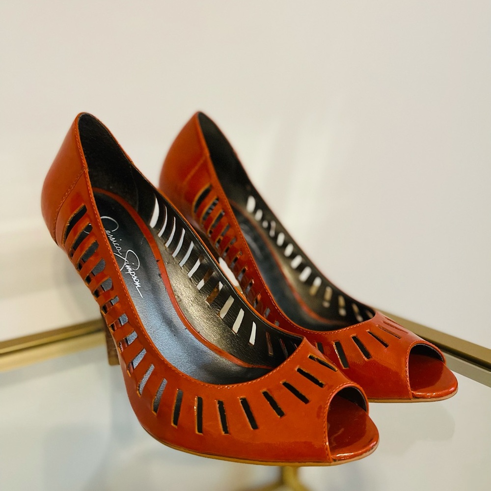 ⭐️ Jessica Simpson Burnt Orange Peep-Toe Heels